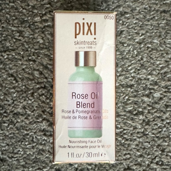 Pixi Rose Oil Blend - Picture 2 of 6